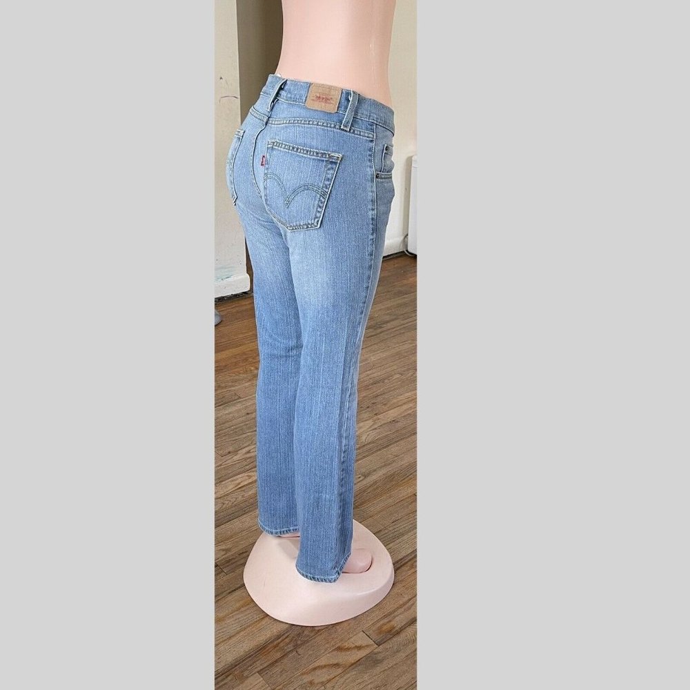 Levi's curvy Cut Denim Jeans Size 5 M Lik NW